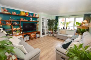 Lounge- click for photo gallery